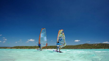 Vos sessions de windsurf sur le lagon de la mer d'Emeraude à Mada