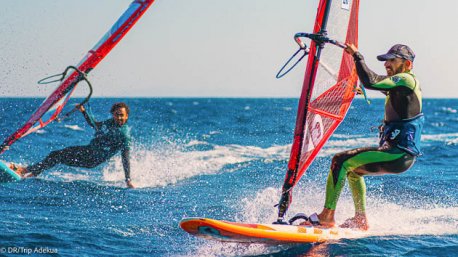 Cours de windsurf et location de matériel pendant votre séjour en Turquie