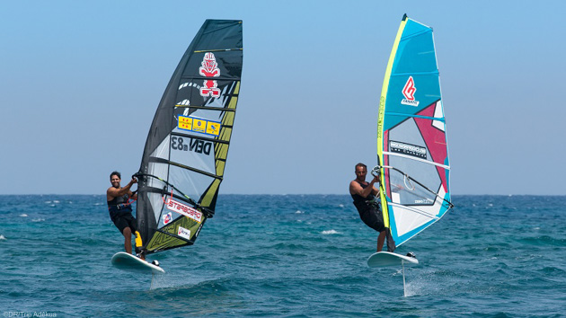 Découvrez les meilleurs spots de windsurf de Lanzarote aux Canaries